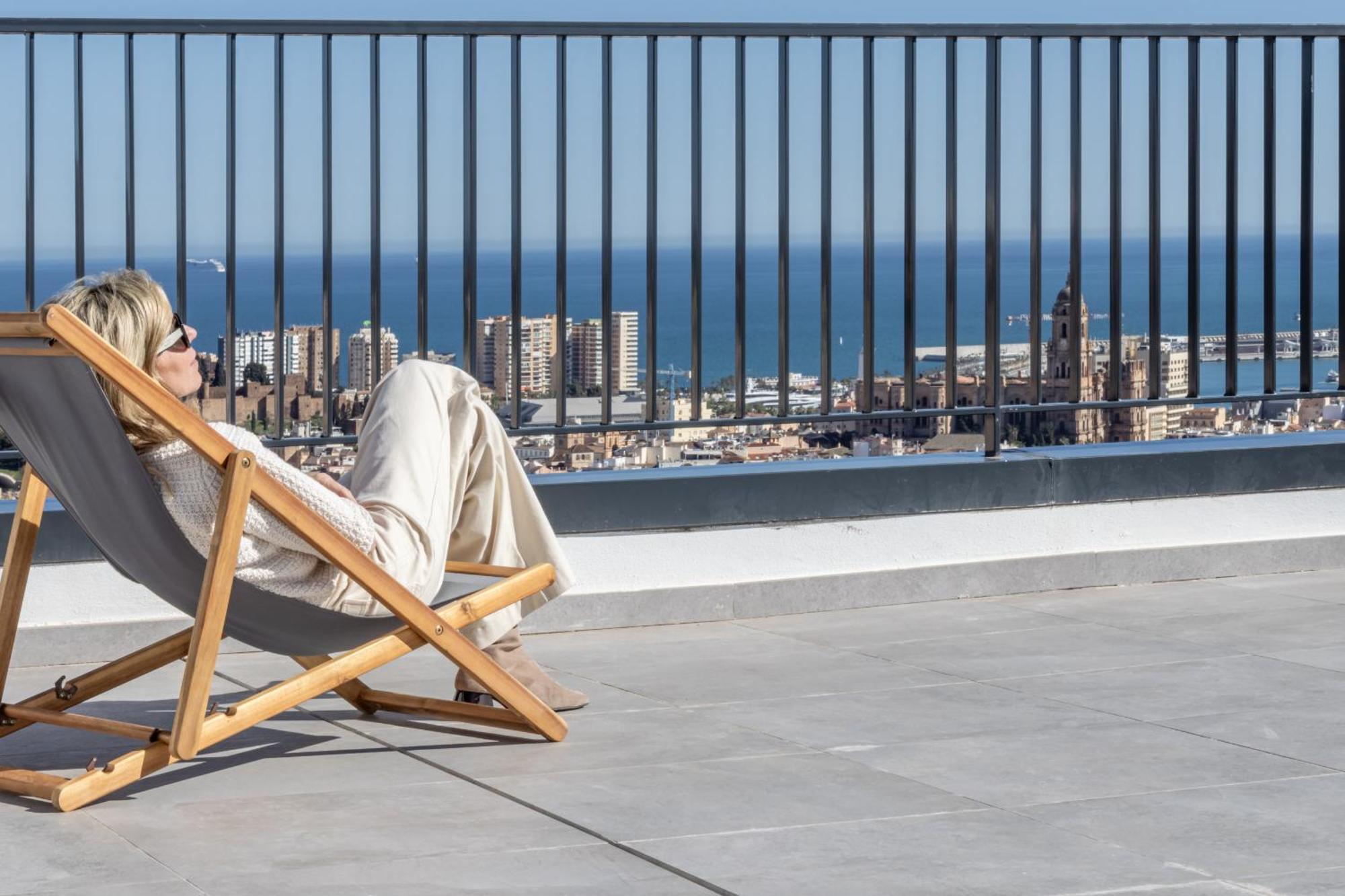Malaga Skyline 1 Pool & Parking Free Apartman Kültér fotó